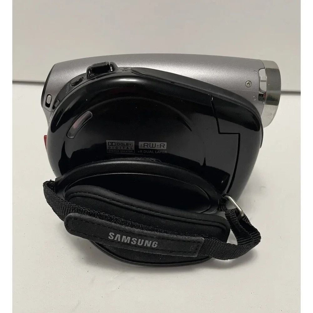 Samsung SC-DX103 DVD Camcorder 34x Optical Zoom w/ Case & Charger Tested Working